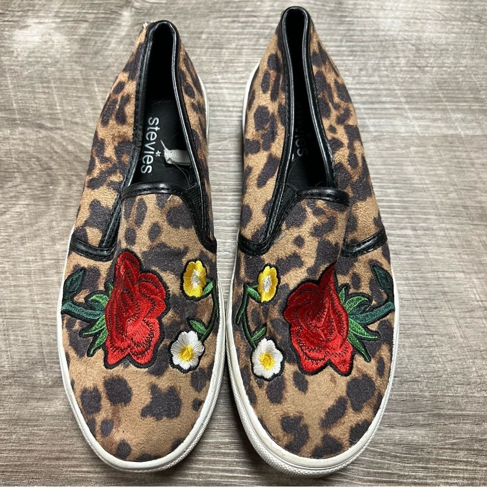 Stevie’s Cheetah Print Slip On Sneakers Size 2